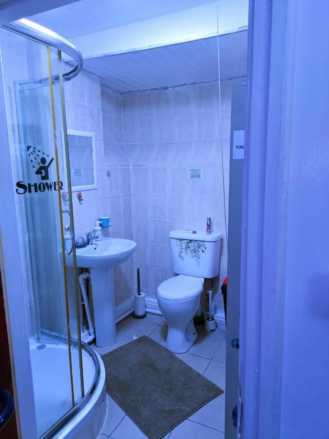 Homestay Bedspace Birmingham Dış mekan fotoğraf
