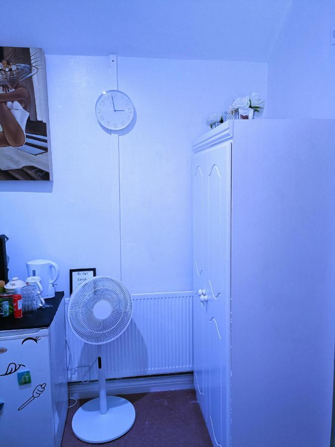 Homestay Bedspace Birmingham Dış mekan fotoğraf